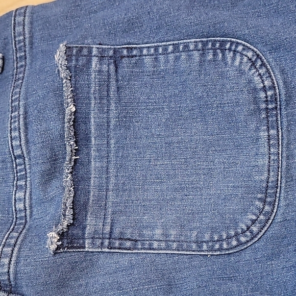 Michael Kors Cropped Ankle Straight Jeans - Picture 13 of 15